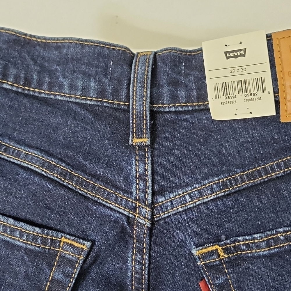 Levi's Premium Mom Jeans Relaxed Fit High Rise Stretch Blue Dark Wash Women's - Picture 14 of 16